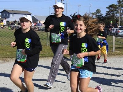 GO FAR girl's running 'bug' spreads to mom, grandfather